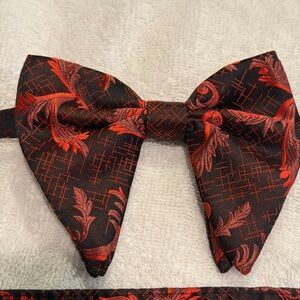 Elegant Red and Black Bow Tie